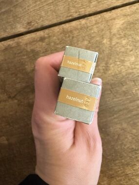 AVEDA Hazelnut Concealer Duo